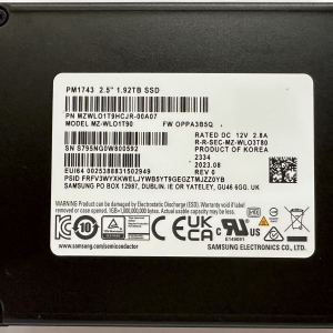 Твердотельный накопитель 1.92TB Samsung PM1743 U.3 PCI-E Gen5 R140000/ W3000MB/s MZWLO1T9HCJR-00A07